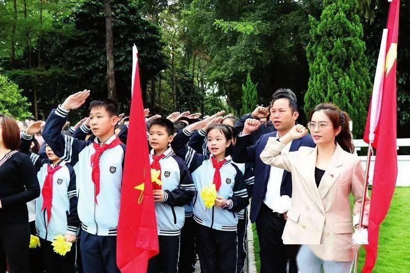 光威复材:已累计回购公司股份约364万股,占总股本0.44%
